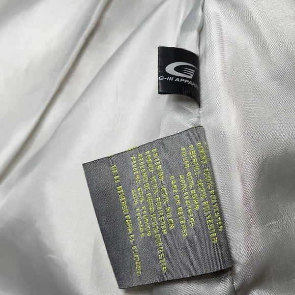 KENNETH Cole Reaction Puffer Vest Large - Picture 7 of 7